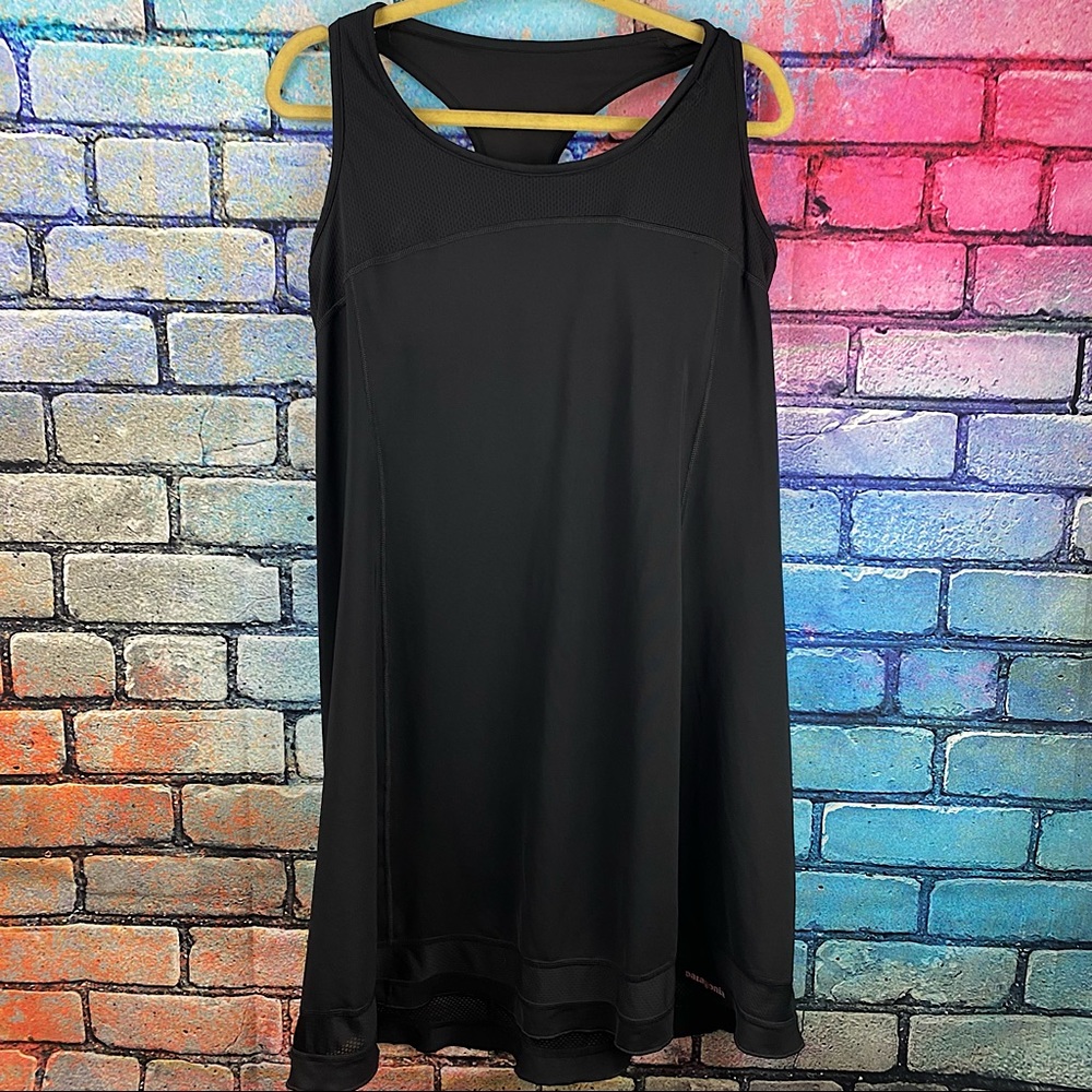 Athletic dress